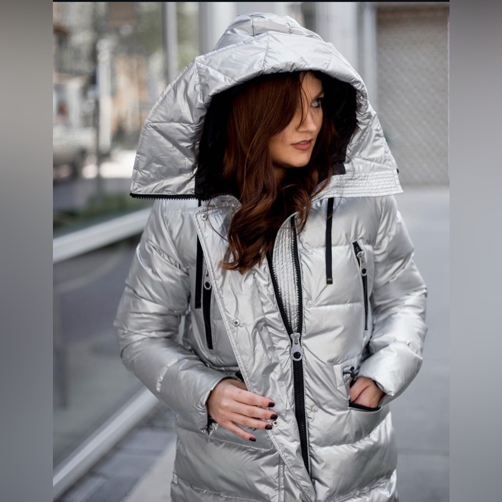 Silver Women's Hooded down Puffer Jacket from The Very Warm